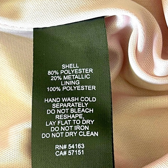 NWT Jessica Howard Carlyle Metallic
Pleated Chiffon Gown - Picture 7 of 8